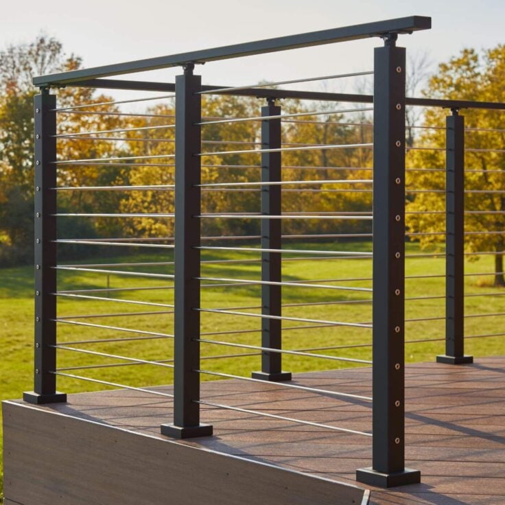 Rod railing with aluminum posts